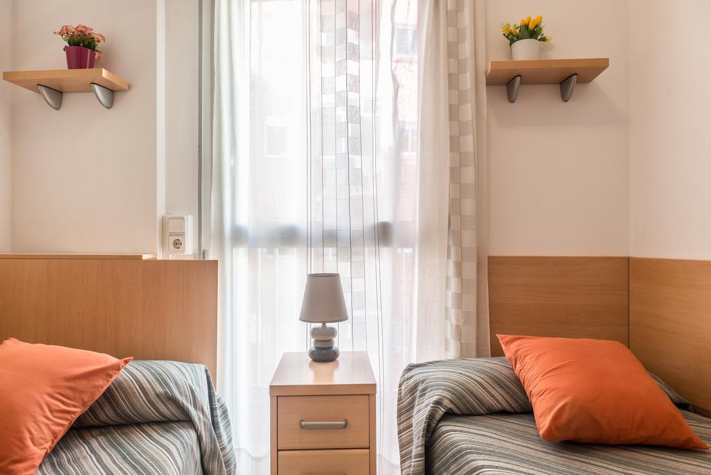 Apartamentos Navas 2 Barcelona Exterior foto