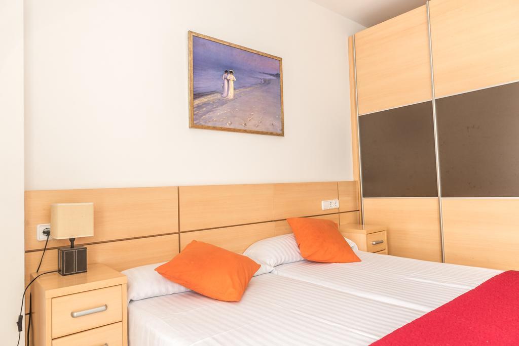 Apartamentos Navas 2 Barcelona Exterior foto